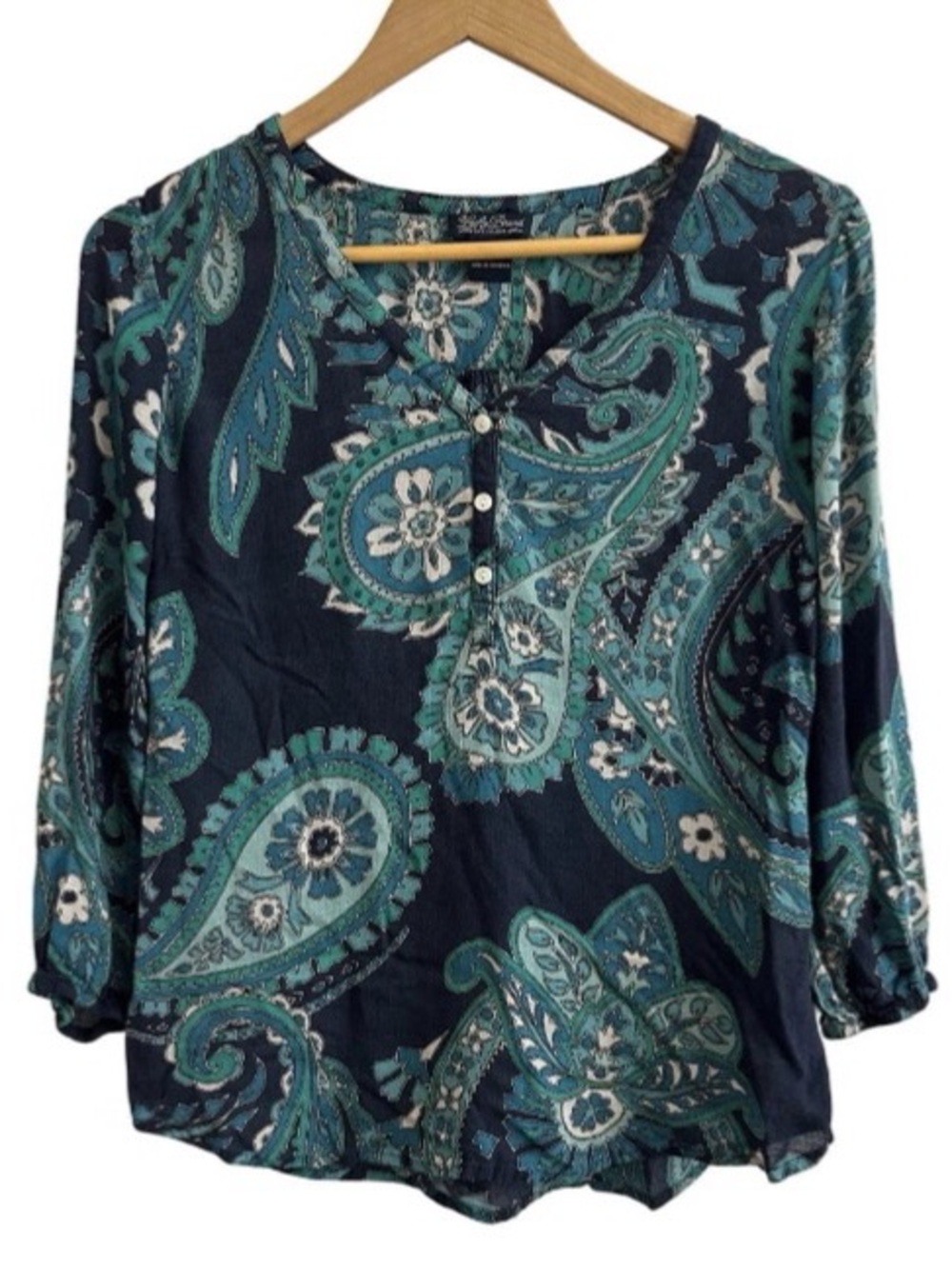 Lucky Brand Women’s S Flowy Lightweight Boho Blouse 3 Button Top Paisley Rayon